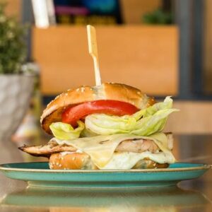 CHICKEN FILLET BURGER