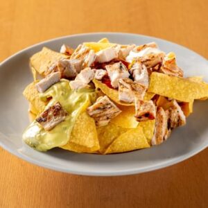 Με 1 nachos de pollo, δώρο ακόμη 1