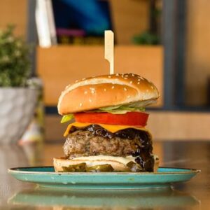 BEYOND PEPPER SPICY BURGER